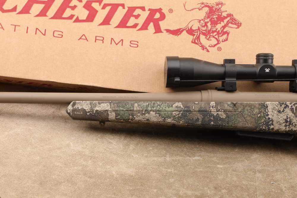 Winchester XPR Hunter .300 Win Mag 26" Bolt Rifle Vortex Crossfire II Box-img-10