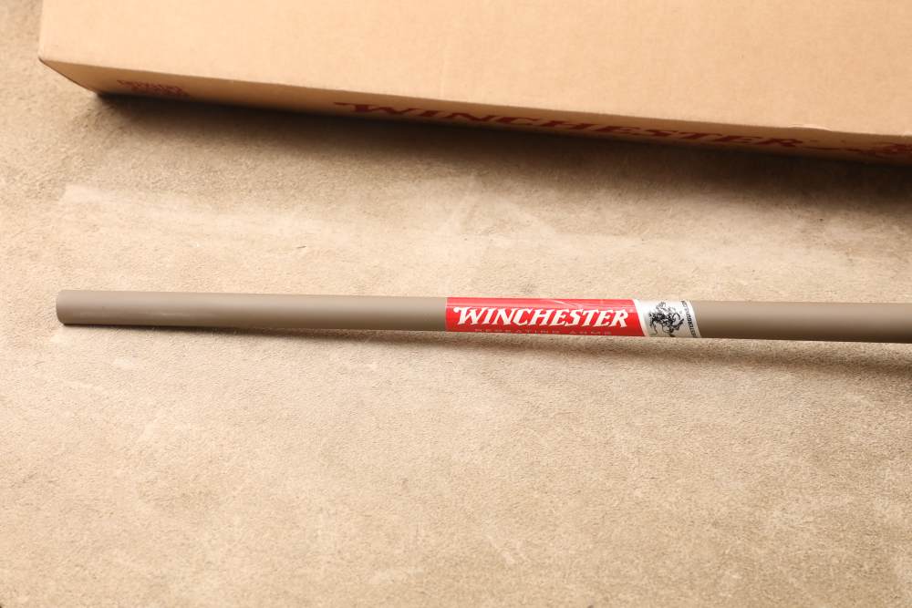 Winchester XPR Hunter .300 Win Mag 26" Bolt Rifle Vortex Crossfire II Box-img-17