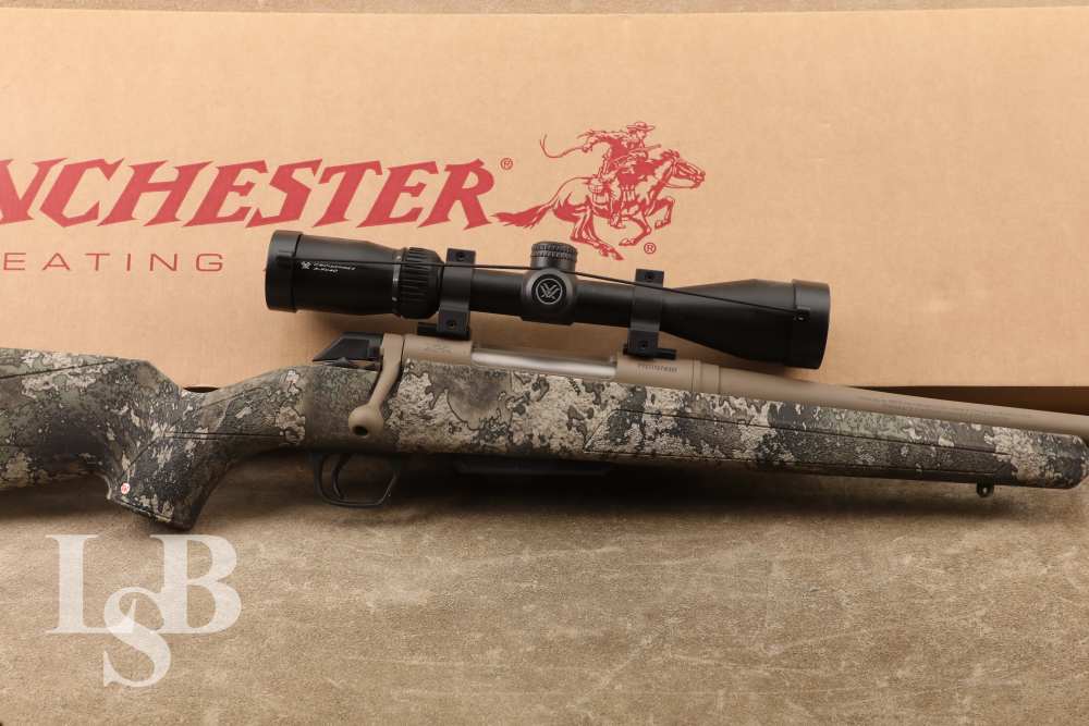 Winchester XPR Hunter .300 Win Mag 26" Bolt Rifle Vortex Crossfire II Box-img-0