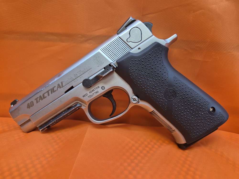 SMITH AND WESSON 4046TSW "40 TACTICAL" 40S&W DAO S&W-img-0