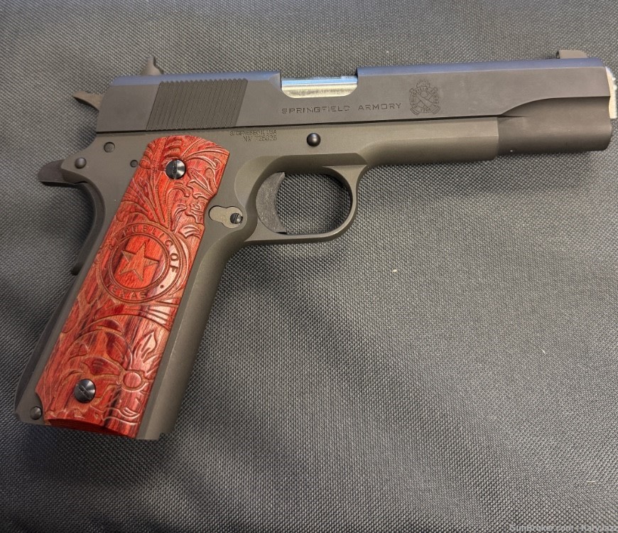 1911 RED AND BROWN WOOD REPUBLIC OF TEXAS GRIPS-img-3