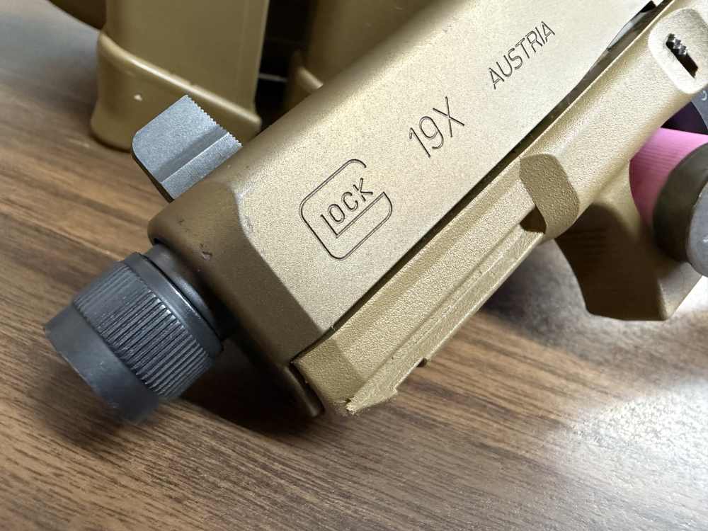 Glock 19X MOS 9mm Pistol 4.02" Threaded Barrel 3-Mags FDE G19X-img-1