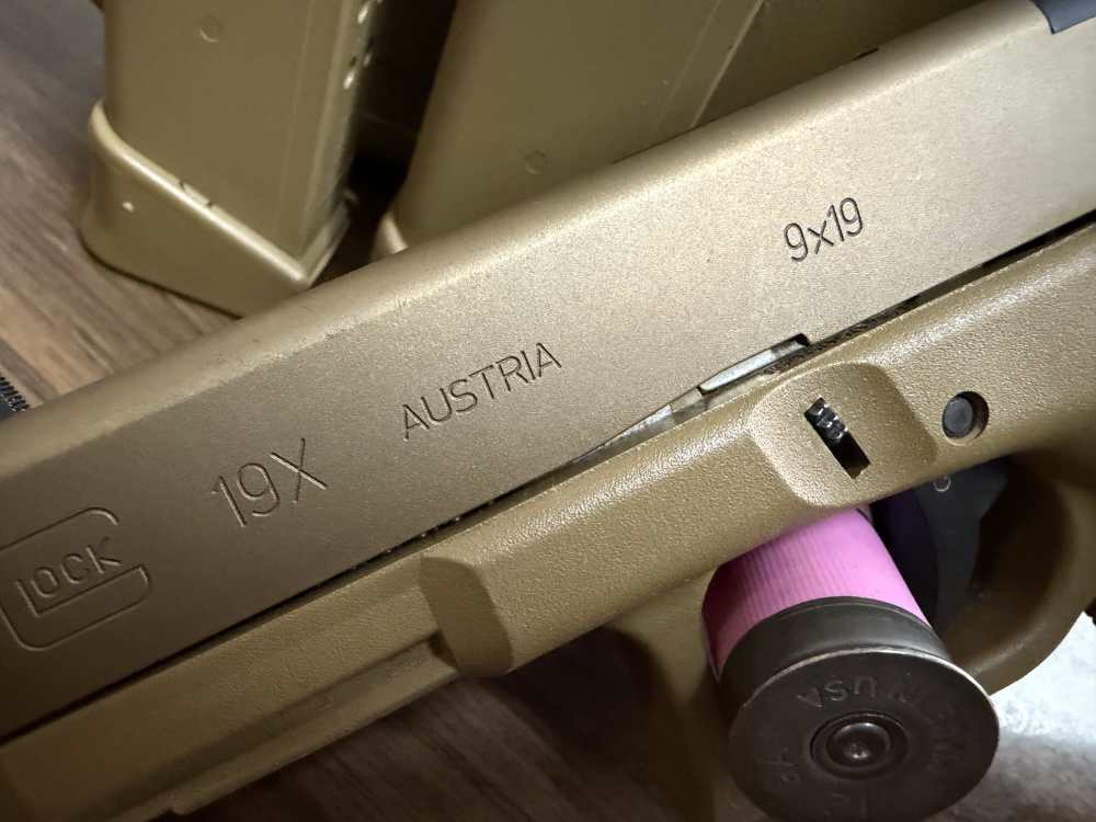 Glock 19X MOS 9mm Pistol 4.02" Threaded Barrel 3-Mags FDE G19X-img-3