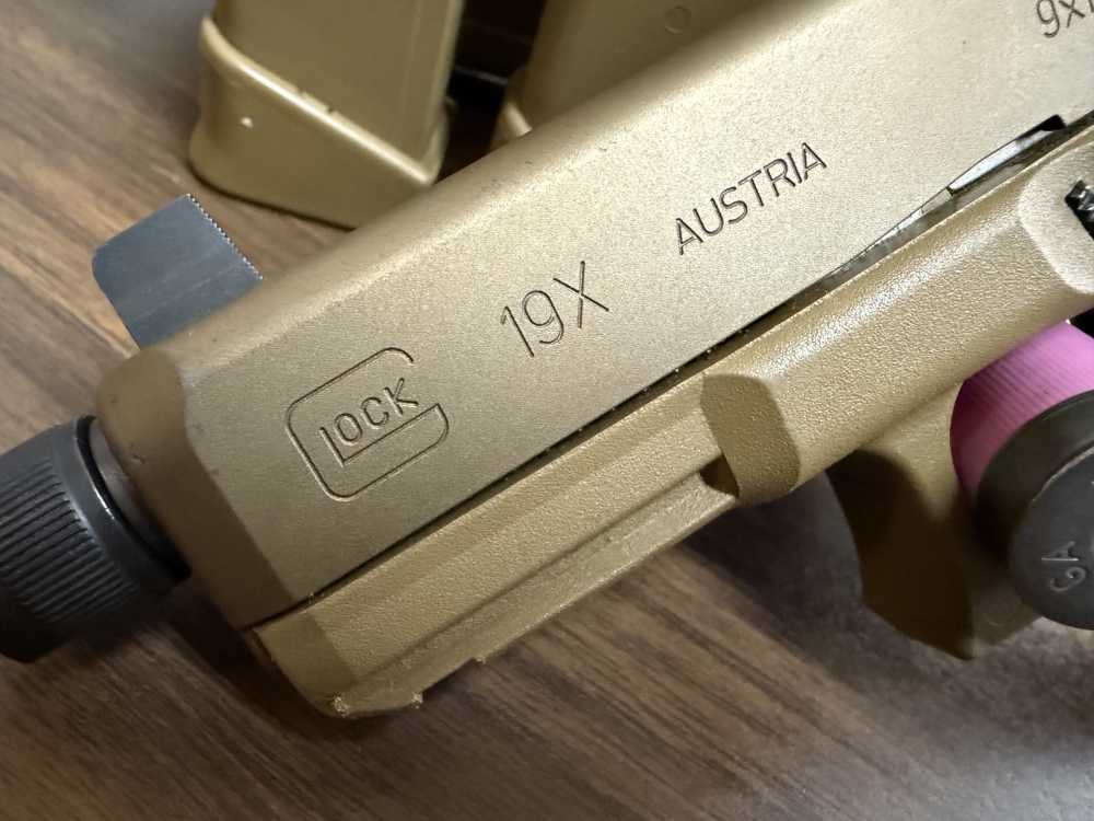 Glock 19X MOS 9mm Pistol 4.02" Threaded Barrel 3-Mags FDE G19X-img-2