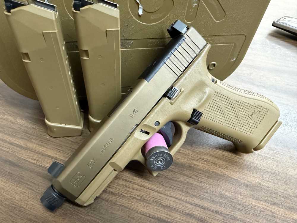 Glock 19X MOS 9mm Pistol 4.02" Threaded Barrel 3-Mags FDE G19X-img-0