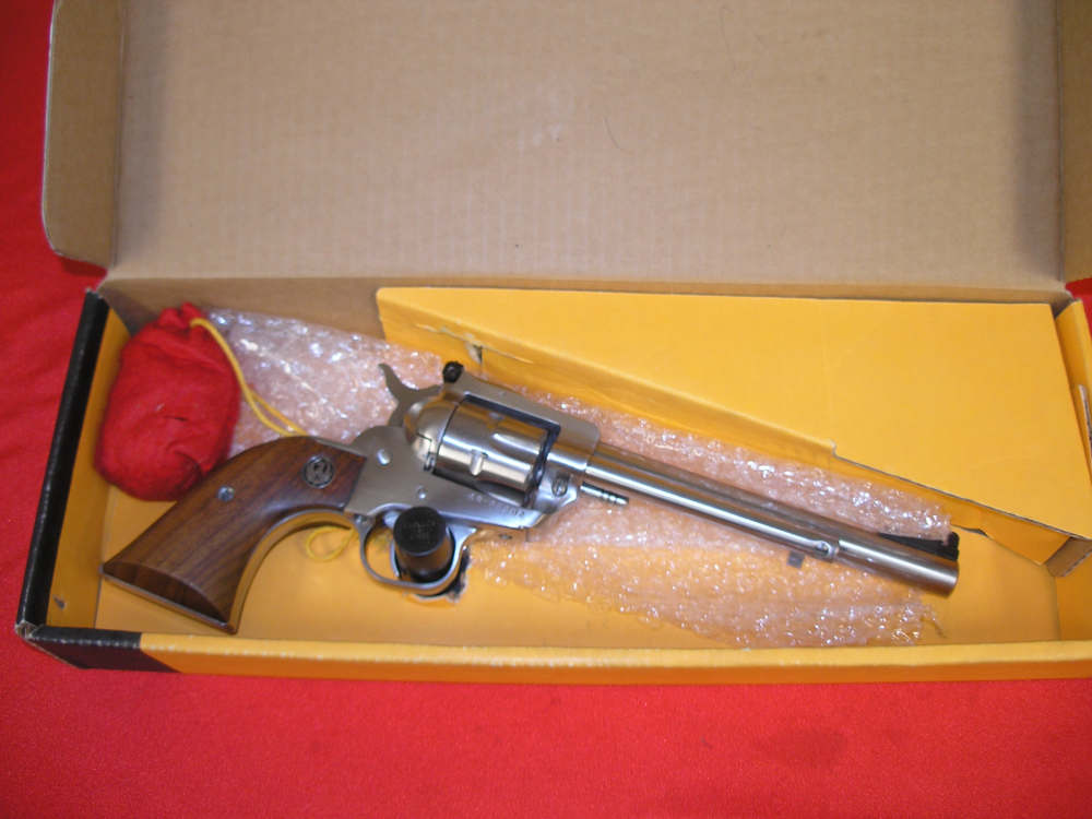 RUGER SUPER SINGLE-SIX 22 LR & 22 WIN MAG REVOLVER -img-0