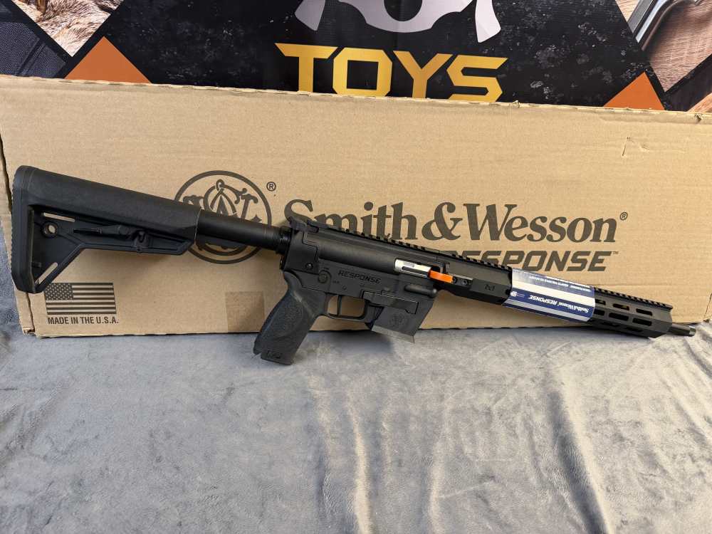 Smith and Wesson Response Carbine 9mm 16.5" Barrel 23-Rounds Penny Bid-img-1