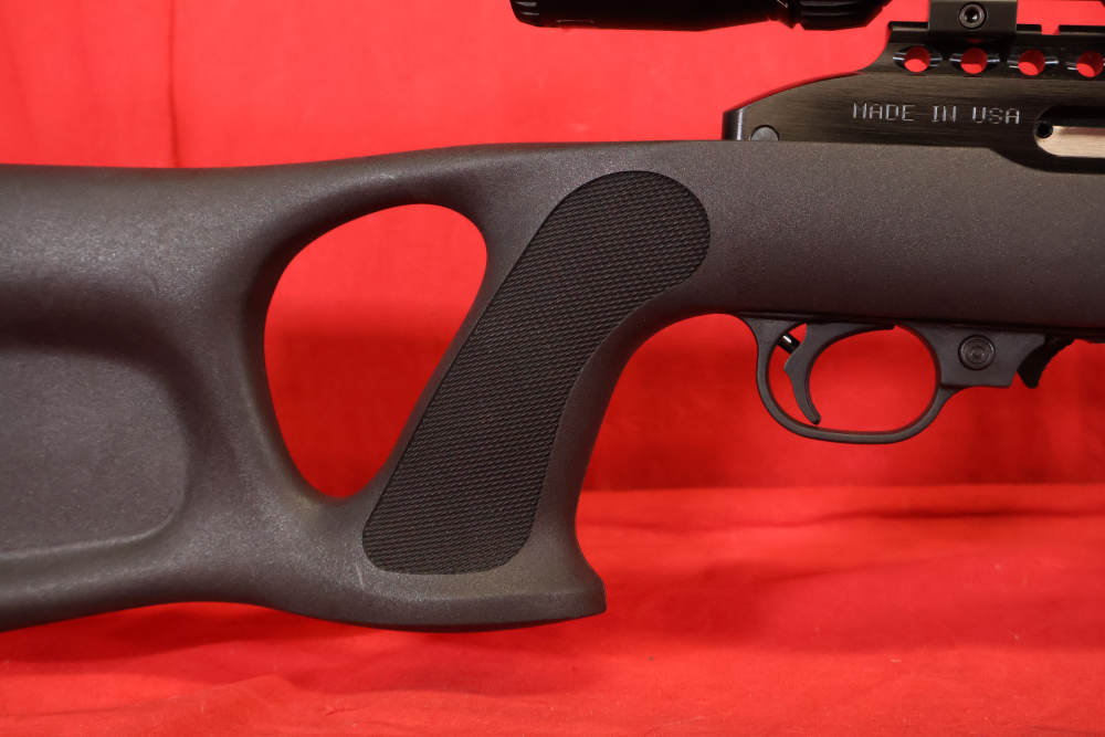 Magnum Research  MLR-1722 SwitchBolt Thumbhole 22 LR-img-14