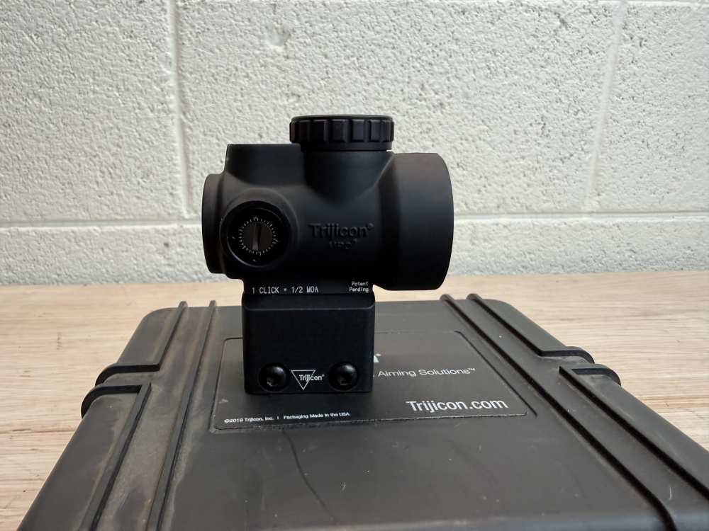 Trijicon MRO with 1/3co-witness mount-img-5