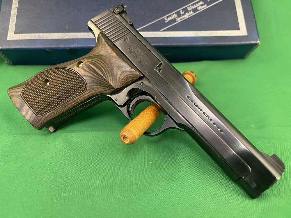 Smith Wesson Model 41 No Dash 5" Barrel W/Cocking Indicator-img-1