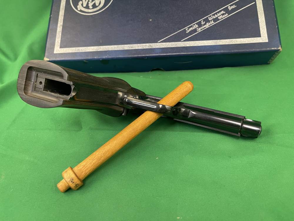 Smith Wesson Model 41 No Dash 5" Barrel W/Cocking Indicator-img-5
