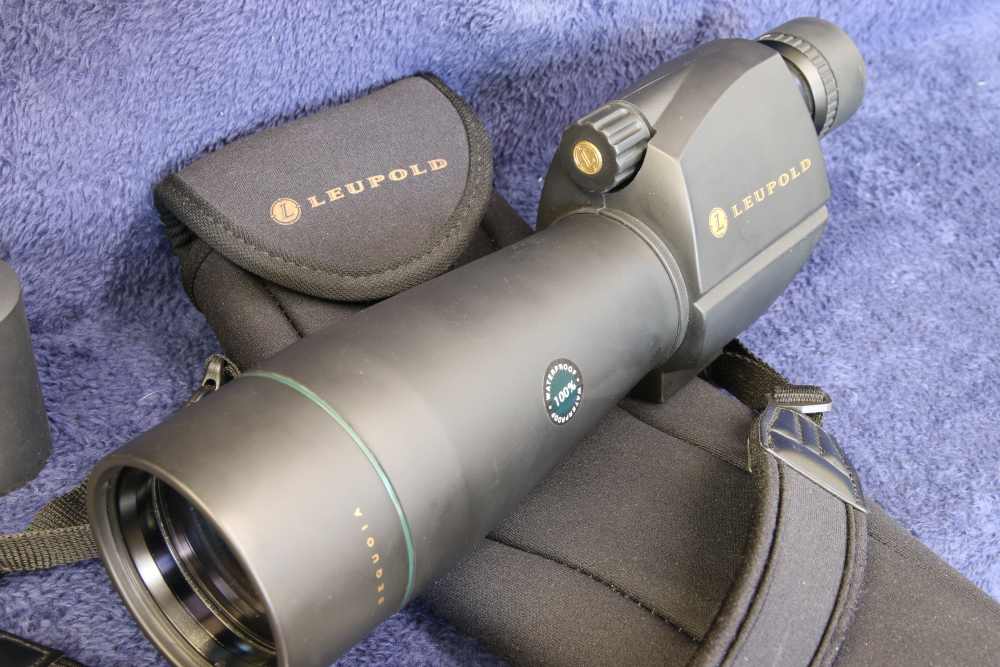 Very Nice LEUPOLD 15-45x60mm Spotting Scope - NO RESERVE-img-1