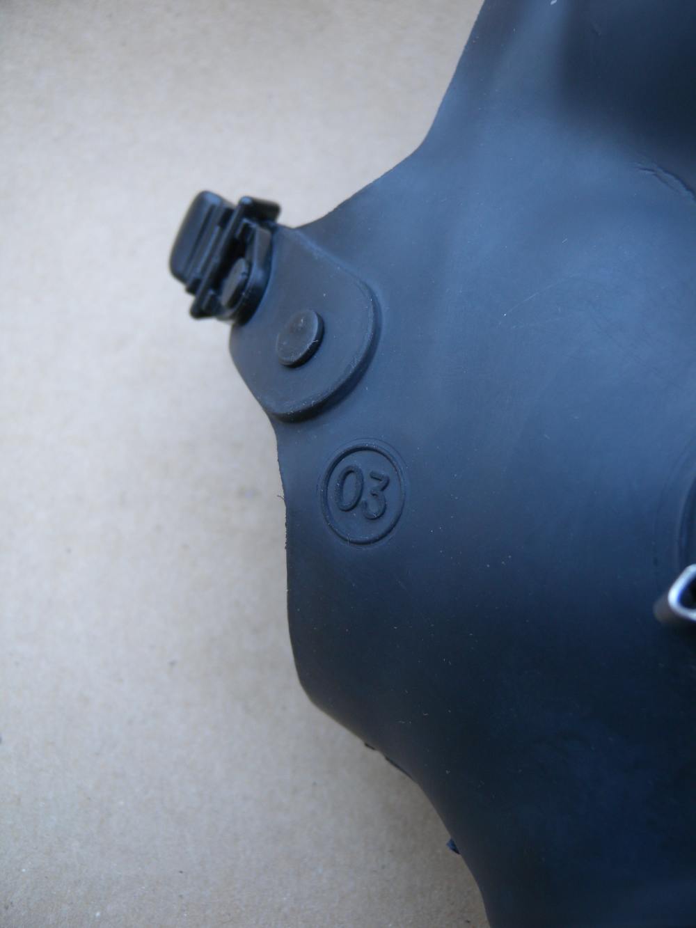 Israeli 4A1 NBC Gas Mask with 40 mm Type 80 Filter and Hydration Tube-img-2