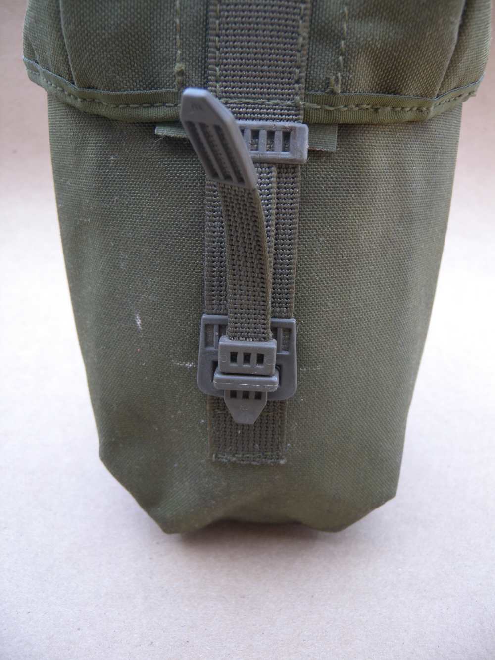 1990's PLC Webbing Graded British Olive Green PLCE Utility Pouch-Excellent -img-1