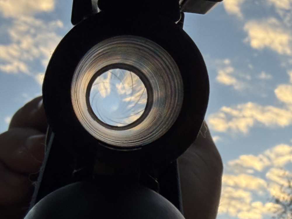 Very good condition H&R Ultra Slug Hunter 12 ga with Leupold 3-9x40 -img-3