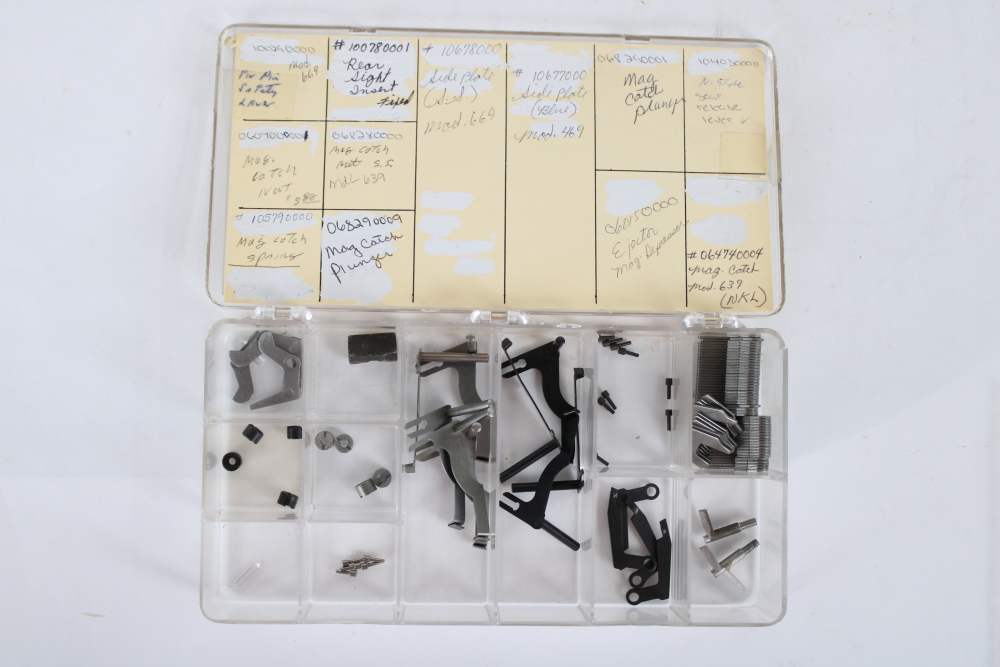 SMITH & WESSON 39 59 439 459 469 639 669 PISTOL PARTS LOT – 201 PCS-img-0