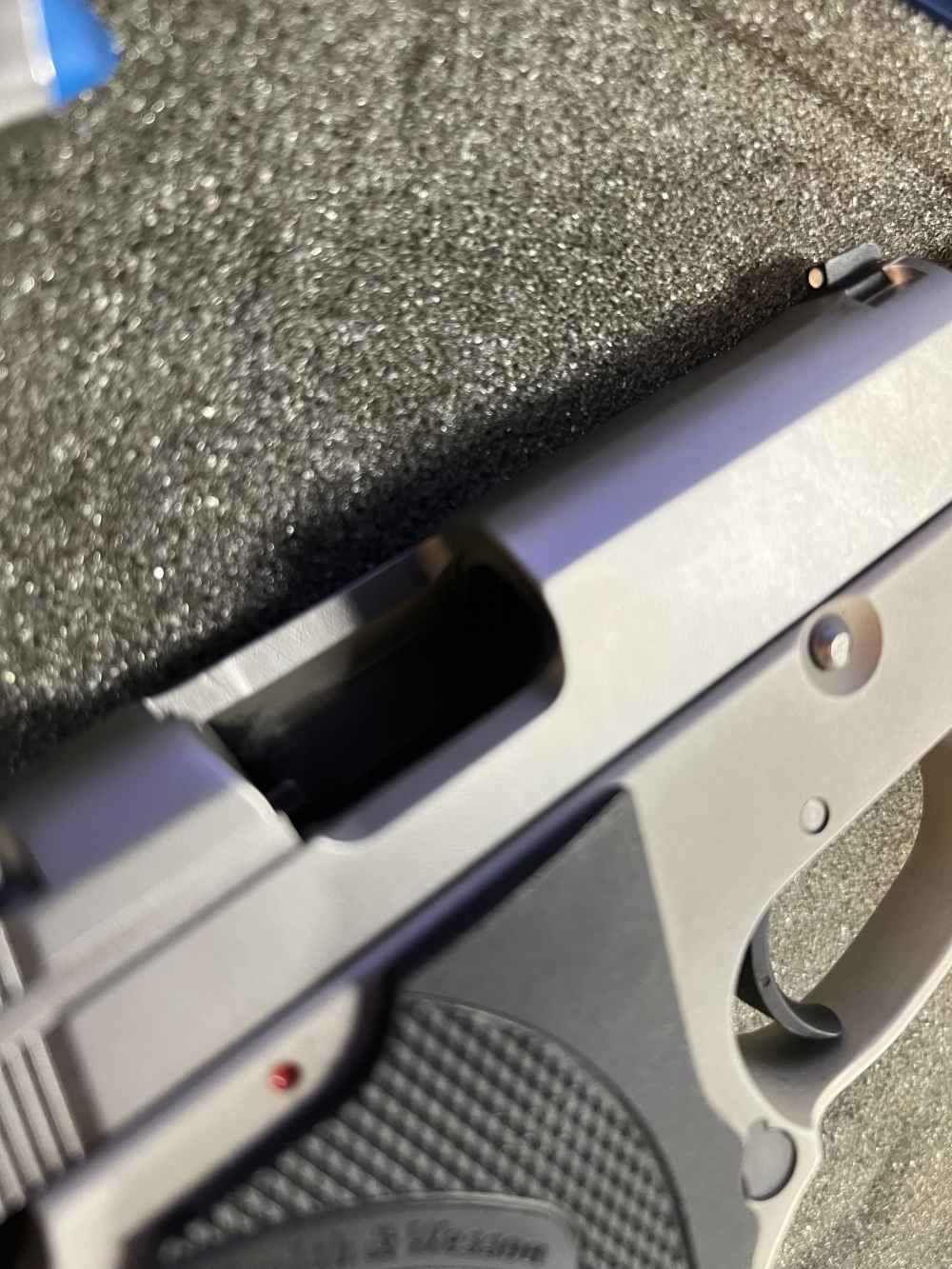 Smith & Wesson 4013 40 S&W 3" Stainless Pistol-img-15
