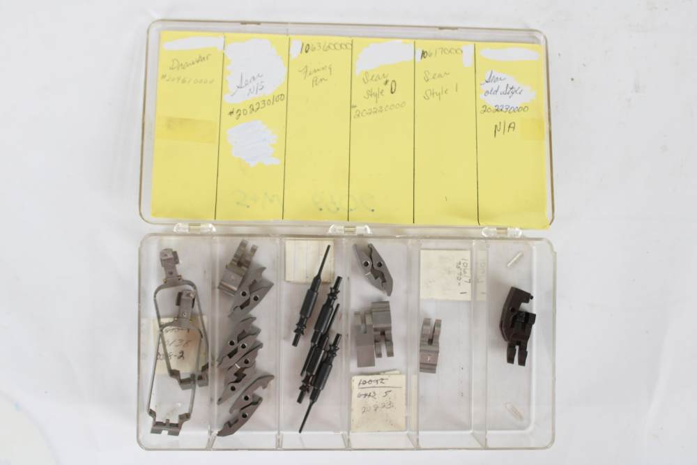 SMITH & WESSON SEMI-AUTO PISTOL PARTS LOT – 6906 5906 4506 422 – 133 PCS-img-1