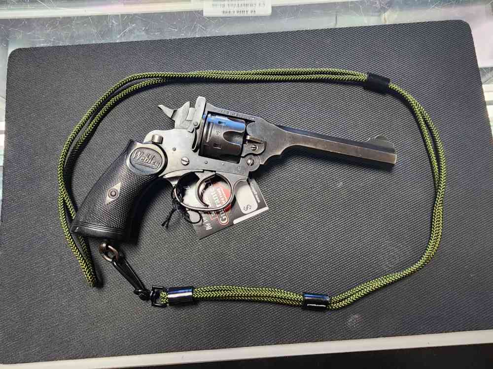 GREAT CONDITION Webley Mk IV .38 Revolver-img-0