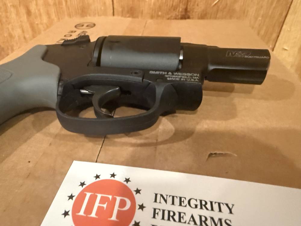 Unfired Smith & Wesson M&P Bodyguard .38 S&W SPL+P-img-5