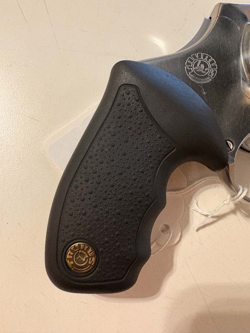 Taurus 617 (2-617129C) 357mag-img-4
