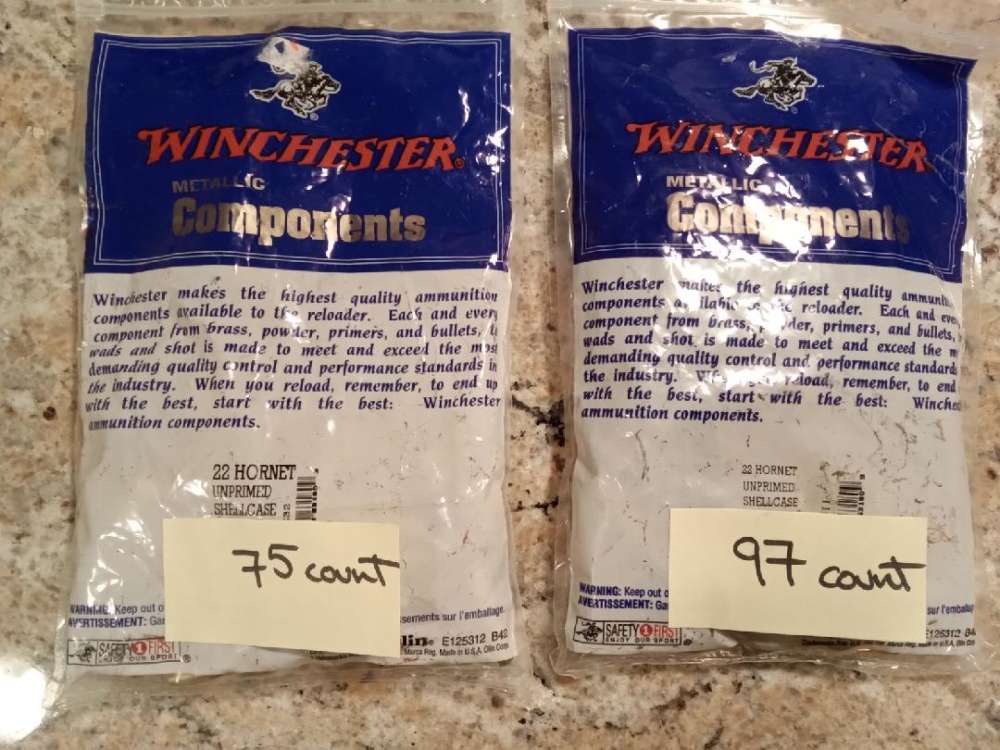 172ct Winchester .22 Hornet Brass Cartridges -img-1