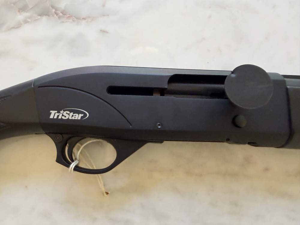 TriStar Viper 20 Gauge 28" Black Synthetic Semi Auto IC Choke-img-2