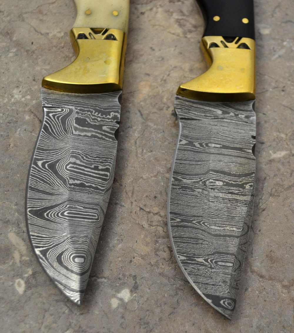 Custom Made Damascus Steel Set of 2 Hunting Knives with Mix Handle (LT 13)-img-5