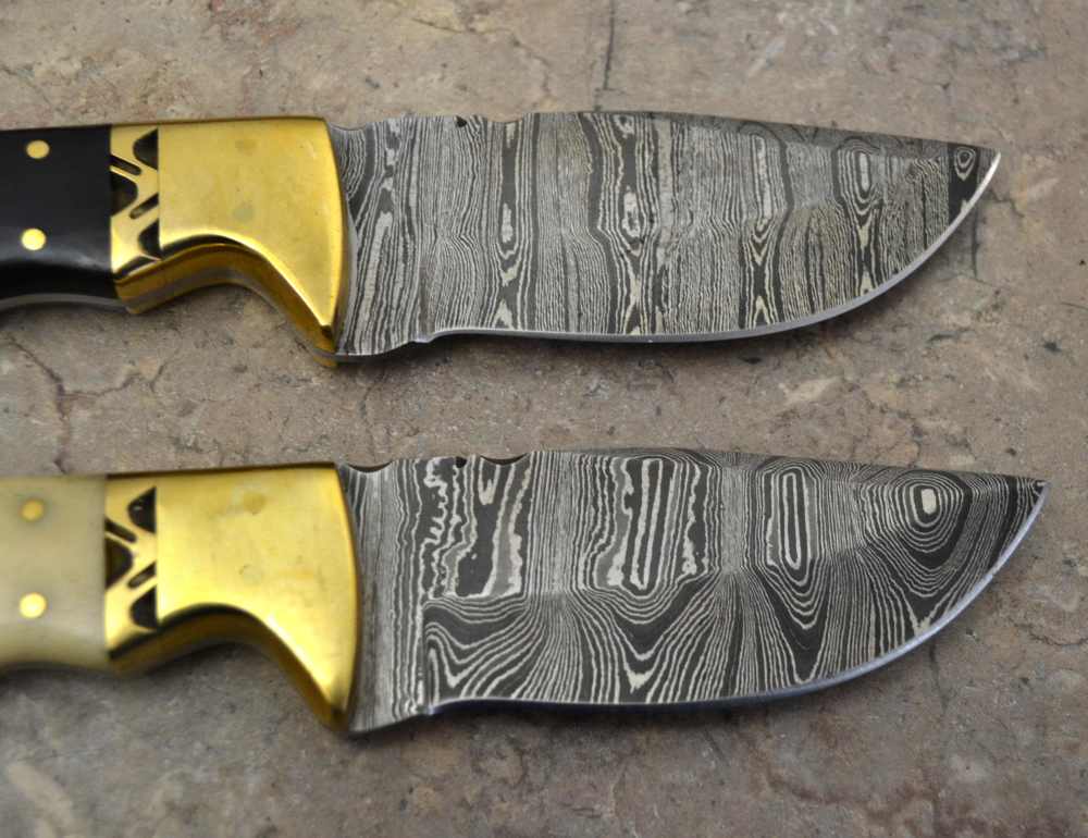 Custom Made Damascus Steel Set of 2 Hunting Knives with Mix Handle (LT 13)-img-4