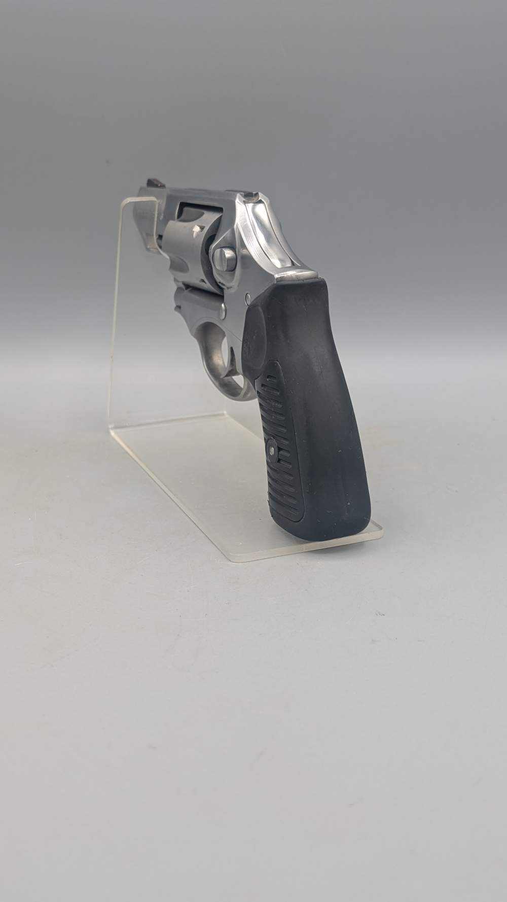 Ruger SP101 Stainless Revolver-357 MAG-2" Barrel-Very nice-img-2