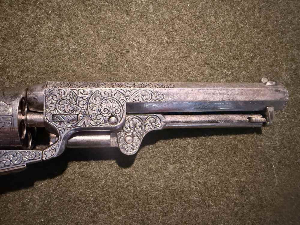 Franklin Mint Buffalo Bill Cody Revolver – Colt 1849 Pocket – Non-Firing -img-3
