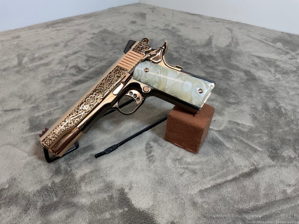 Colt 1911 Government, Competition Series 70 .38 Super-img-0
