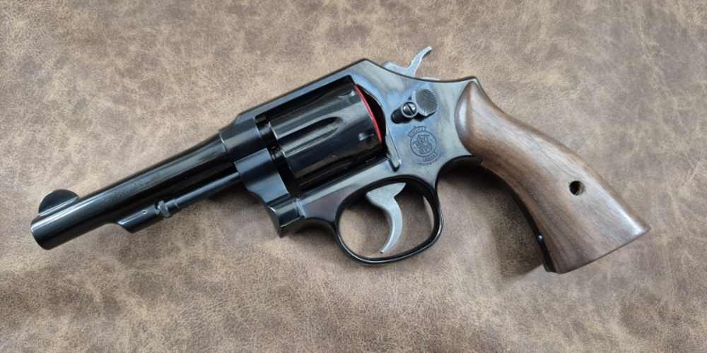 NIB SMITH & WESSON MODEL 10-15 38SPEC 4" CASE-img-0
