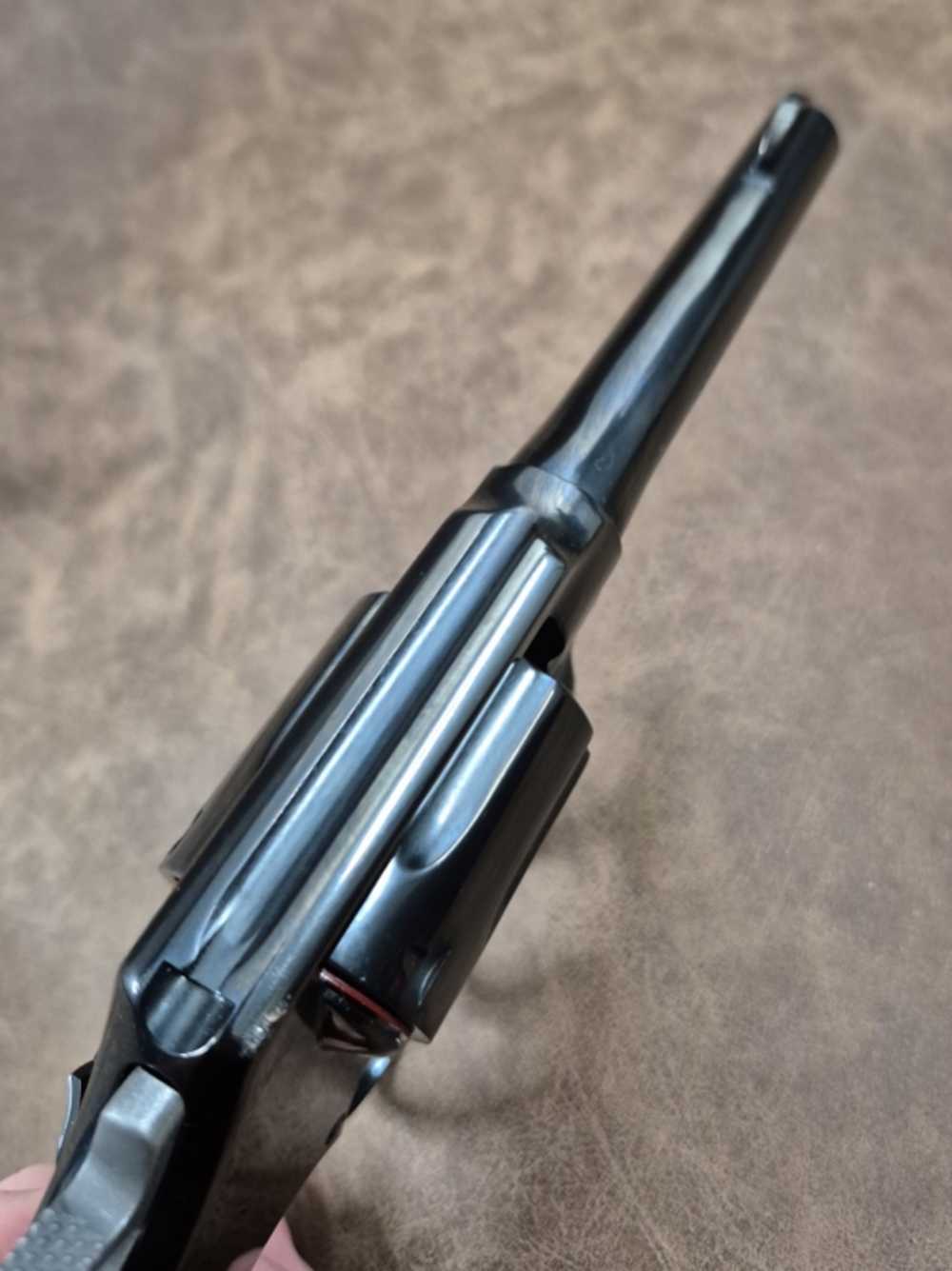 NIB SMITH & WESSON MODEL 10-15 38SPEC 4" CASE-img-3