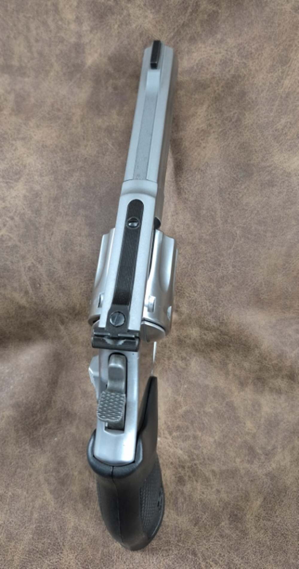 NIB SMITH & WESSON MODEL 617-6 22LR 4" CASE-img-3