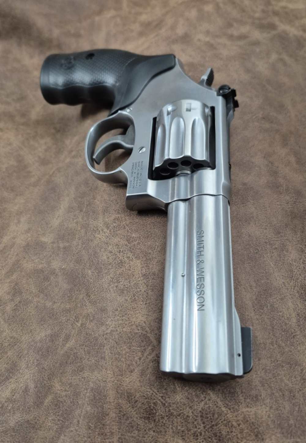 NIB SMITH & WESSON MODEL 617-6 22LR 4" CASE-img-7