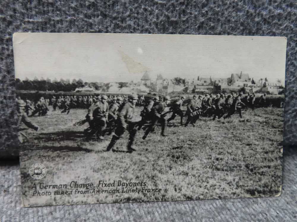 10-ORIGINAL BLACK & WHITE WWI POSTCARDS OF AMERICANS FIGHTING IN FRANCE-img-8
