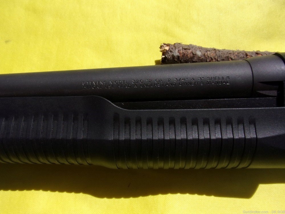 SAVAGE/STEVENS 320 HOME SECURITY .12 GA REDUCED !-img-2