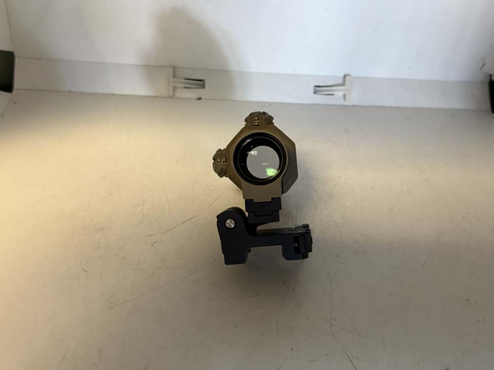 EOTech G33 3X Magnifier FDE-img-3