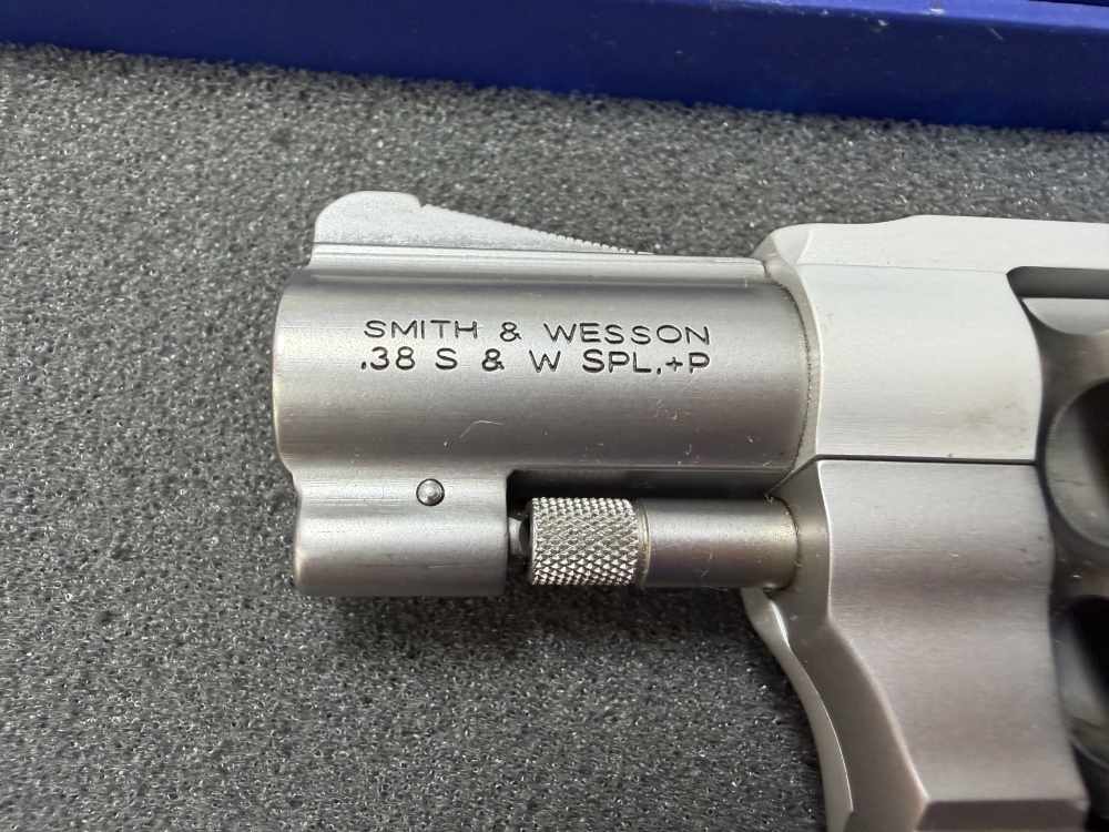 Smith & Wesson Model 637-2 Air-Weight Revolver in .38 Spl +P - Great CCW-img-7