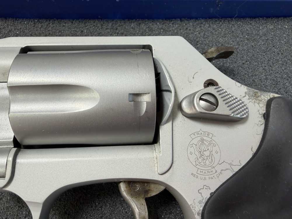 Smith & Wesson Model 637-2 Air-Weight Revolver in .38 Spl +P - Great CCW-img-9