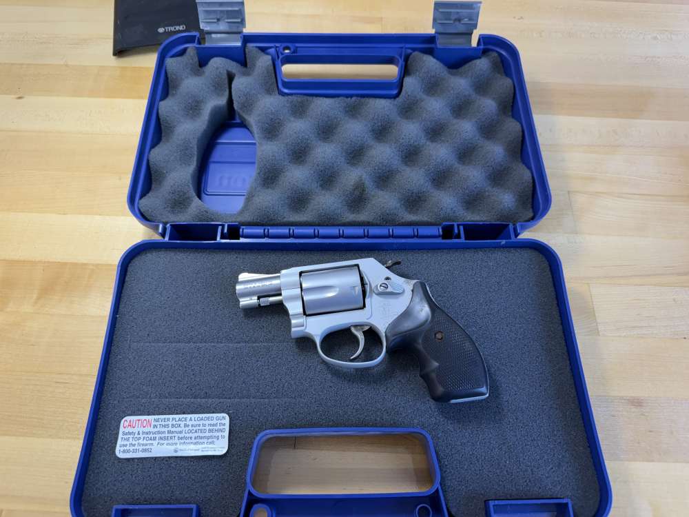 Smith & Wesson Model 637-2 Air-Weight Revolver in .38 Spl +P - Great CCW-img-18