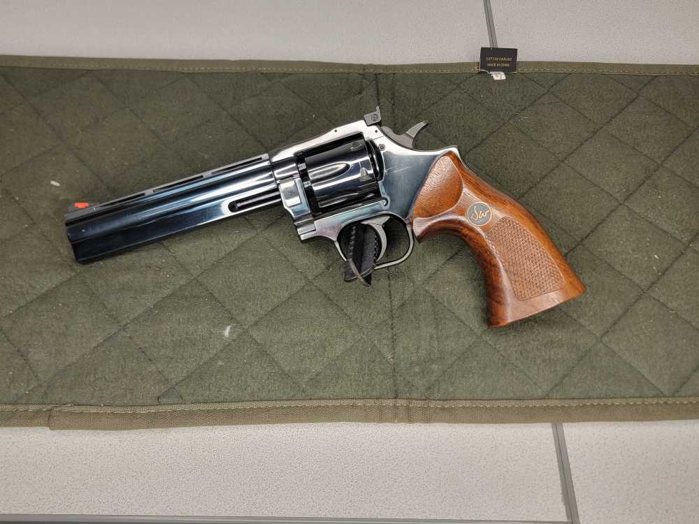 DAN WESSON V22 REVOLVER .22LR/6"-img-0