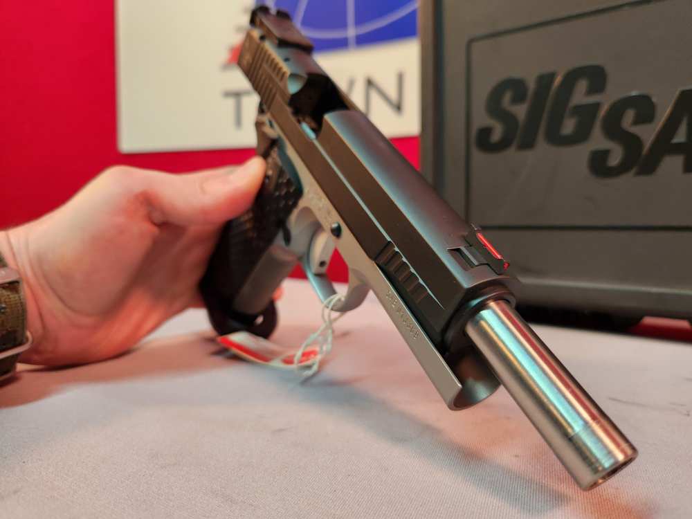 SIG SAUER 1911 MAX MICHEL 45ACP USED! PENNY AUCTION!-img-9