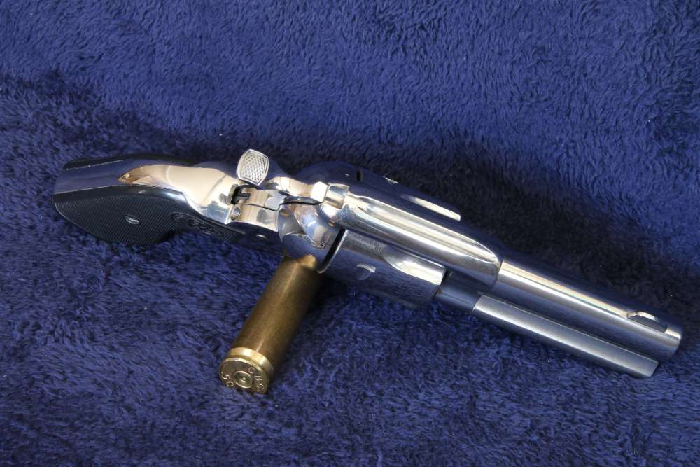 RARE - NEW Un-Fired RUGER NEW VAQUERO .45 LC Revolver HI GLOSS - NO RESERVE-img-3