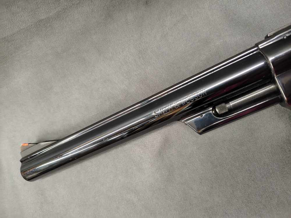 Smith and Wesson S&W 57 8-3/8" barrel 41 mag w presentation box NO RESERVE!-img-5