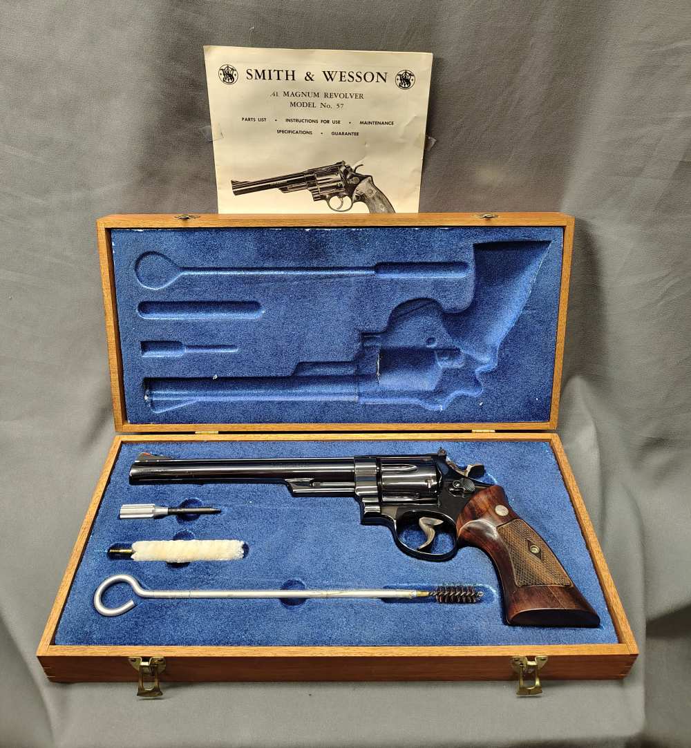Smith and Wesson S&W 57 8-3/8" barrel 41 mag w presentation box NO RESERVE!-img-0