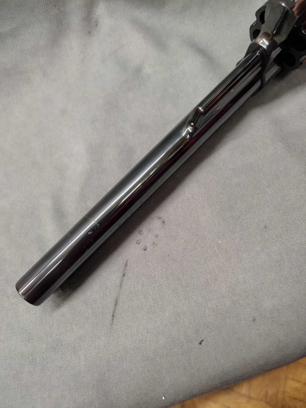 Smith and Wesson S&W 57 8-3/8" barrel 41 mag w presentation box NO RESERVE!-img-21