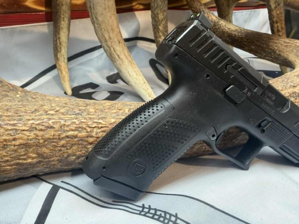 CZ-USA CZ P10C OR SEMI-AUTO PISTOL-img-1