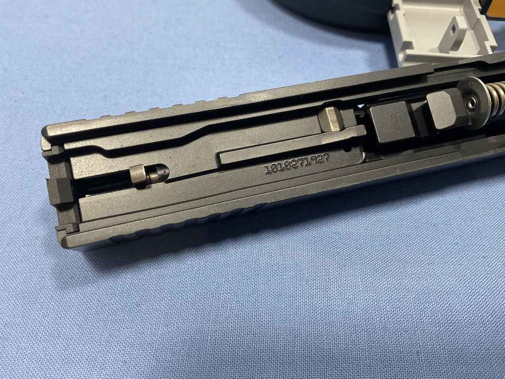 Glock 17M Collector Rare FBI-img-13